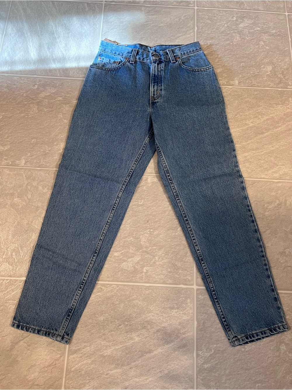 Vintage Levis 550 High Rise Tapered Leg Jeans 10P Medium Wash USA Made NWT